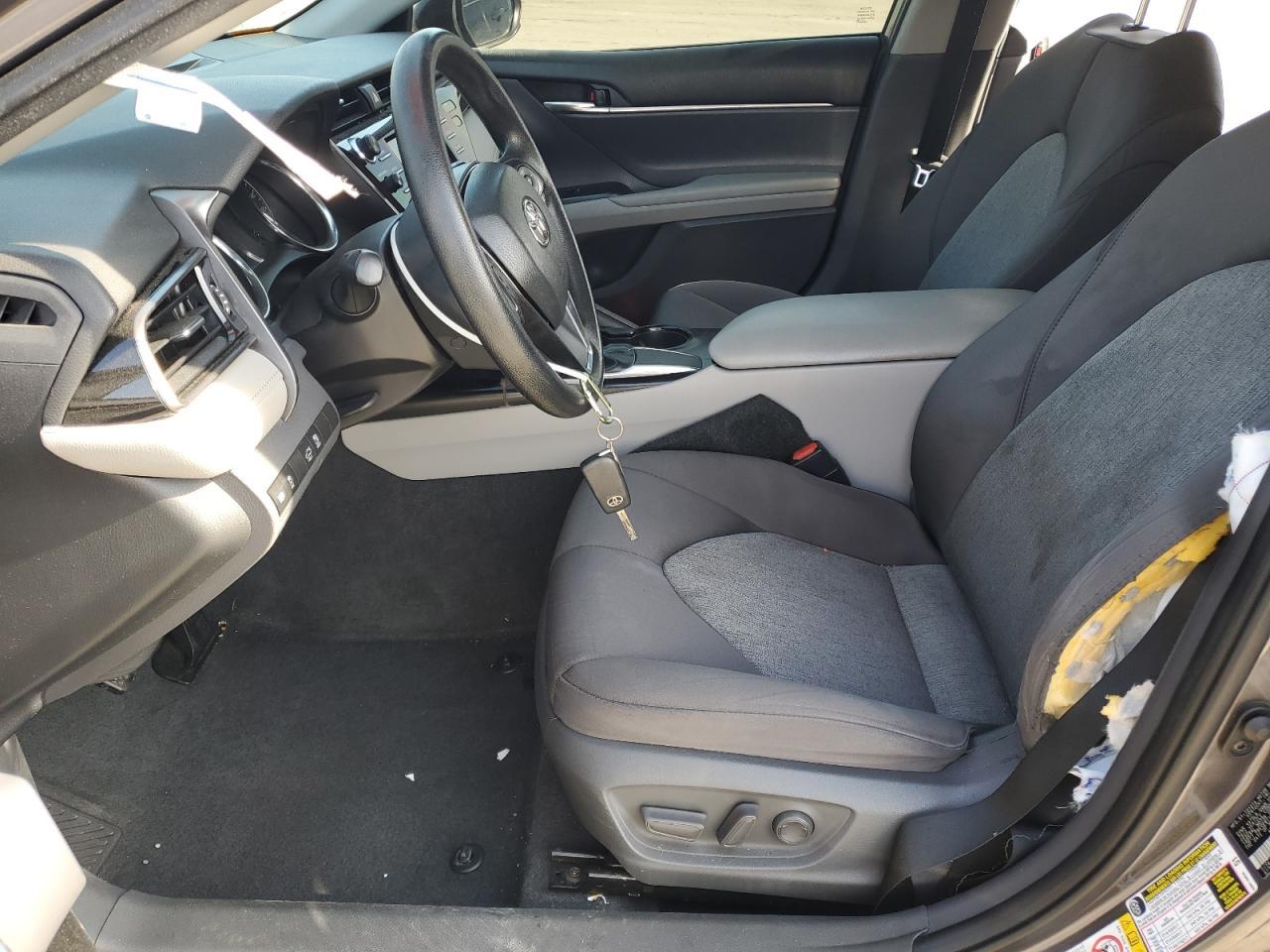 2019 TOYOTA CAMRY L - Image 7