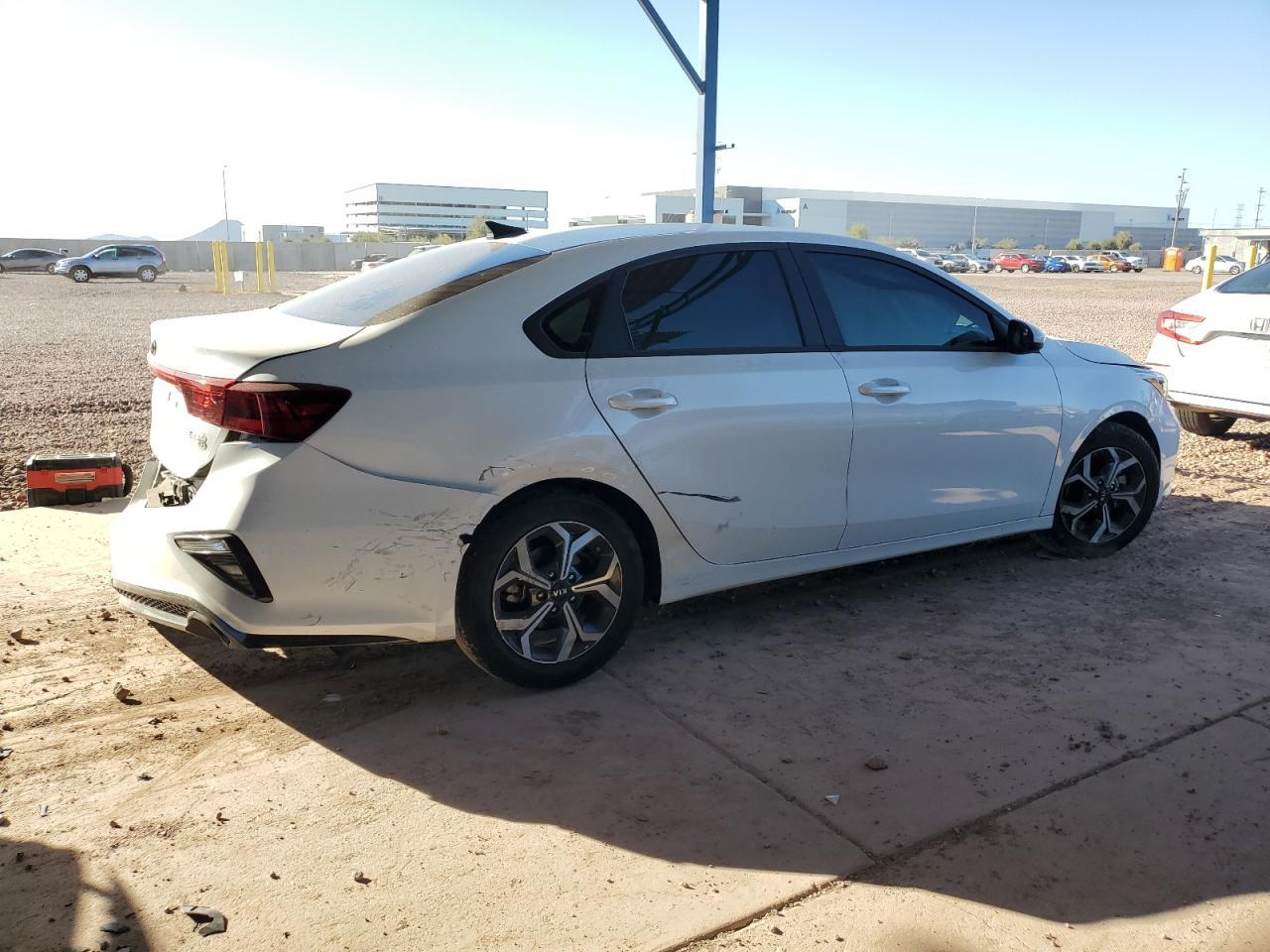 2021 KIA FORTE FE - Фото 3