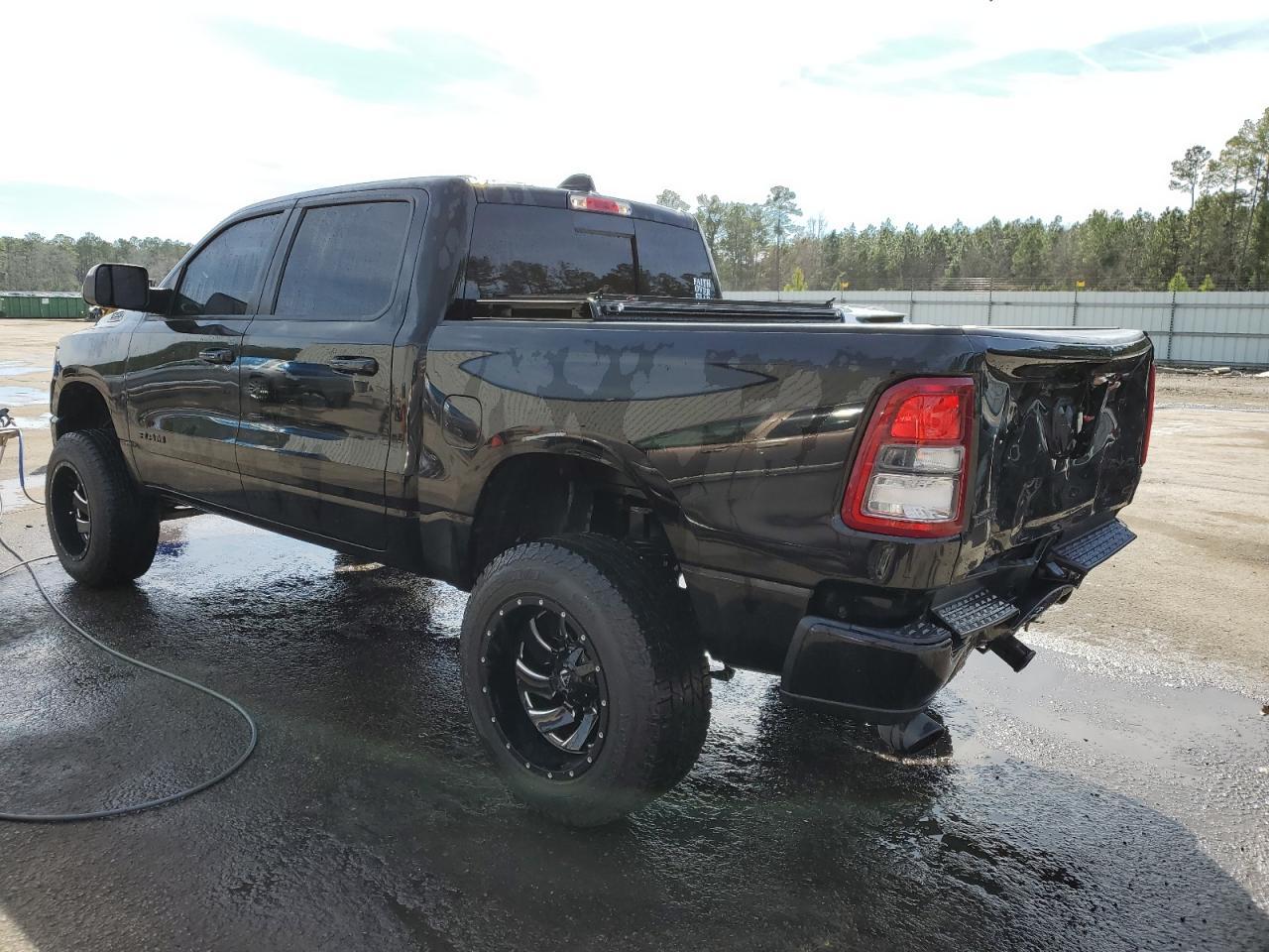 2019 RAM 1500 BIG H - Фото 2