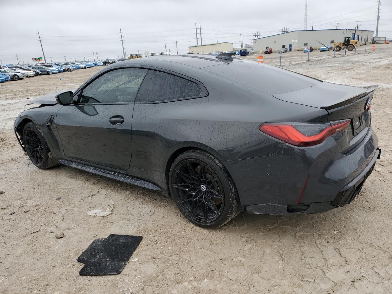 2022 BMW M4 COMPETI - Фото 2