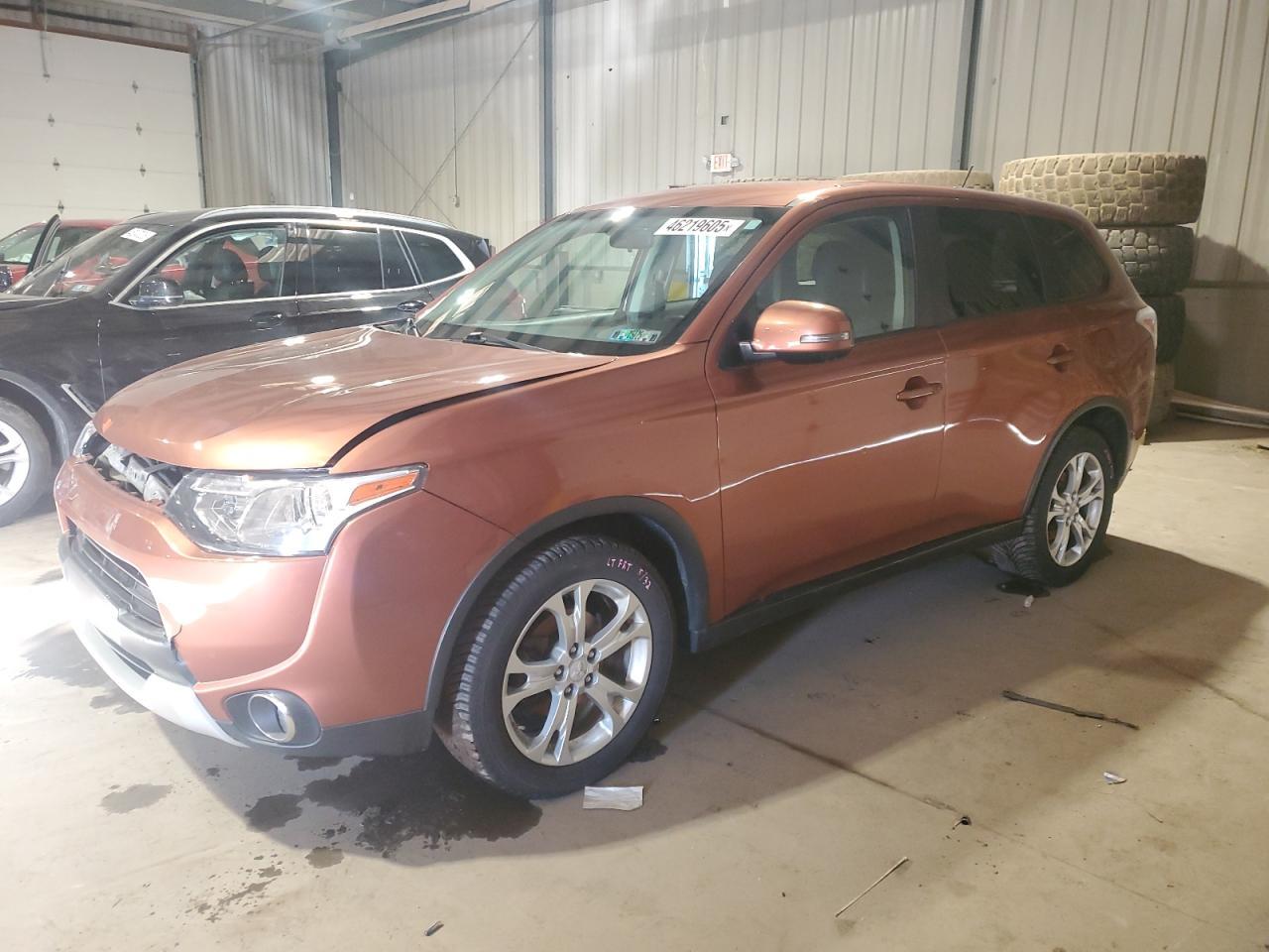 2015 MITSUBISHI OUTLANDER