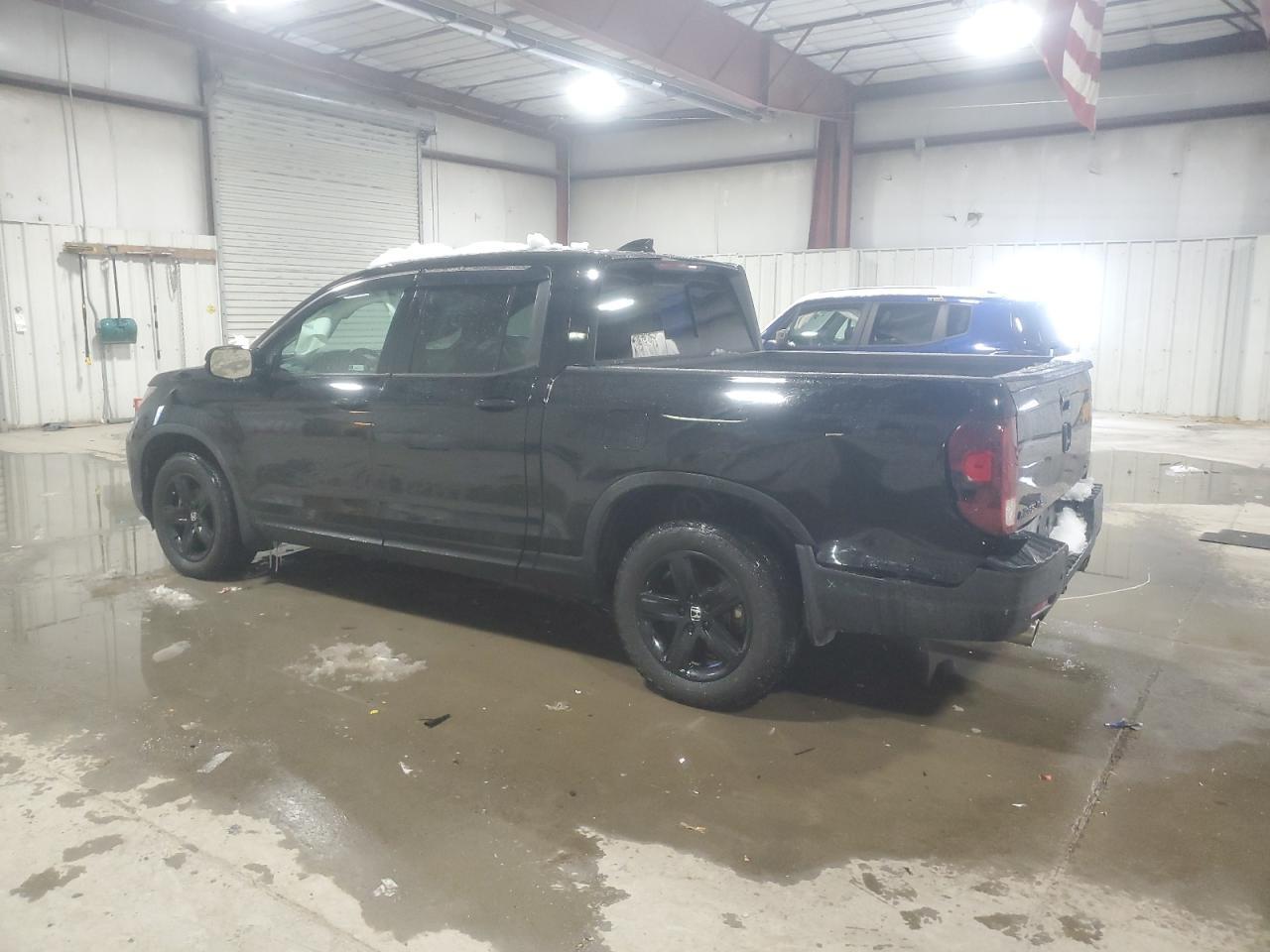 2022 HONDA RIDGELINE - Фото 2