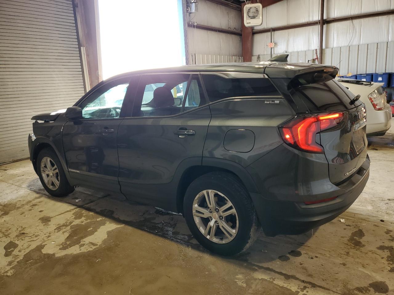 2019 GMC TERRAIN SL - Image 2
