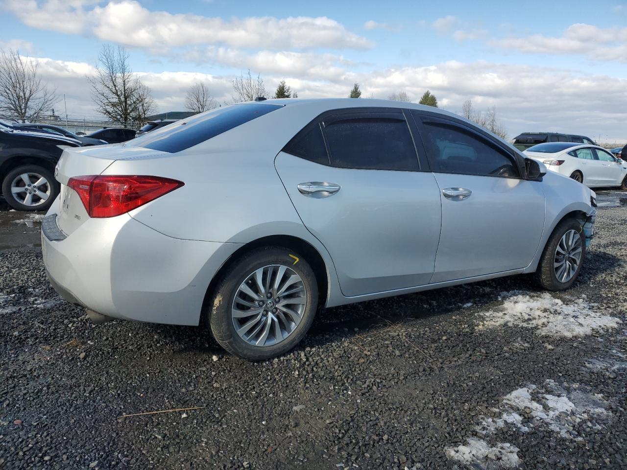 2018 TOYOTA COROLLA L - Image 3