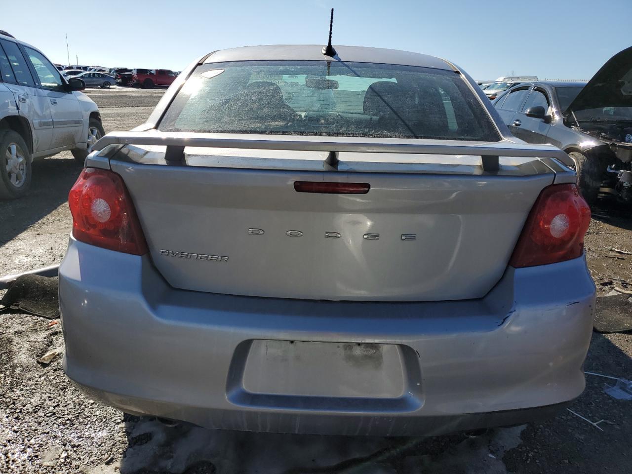 2014 DODGE AVENGER SE - Image 6