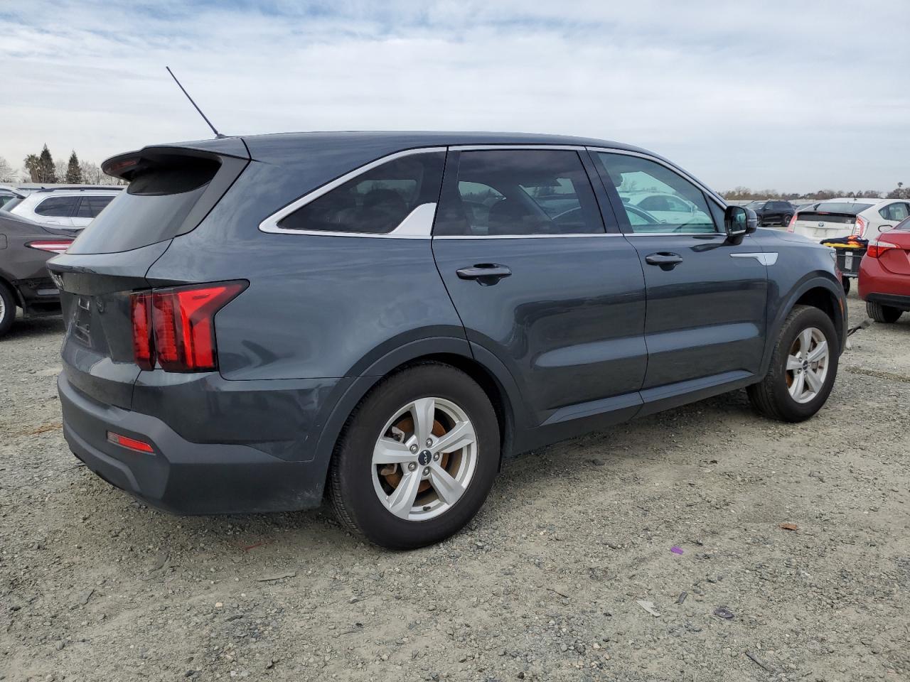 2023 KIA SORENTO LX - Фото 3