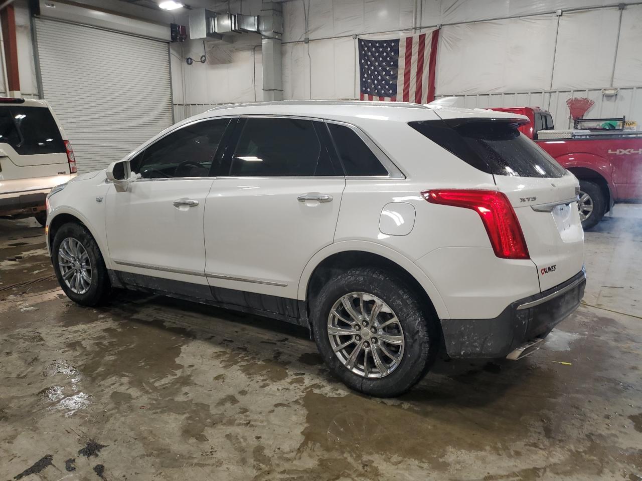 2019 CADILLAC XT5 LUXURY - Фото 2