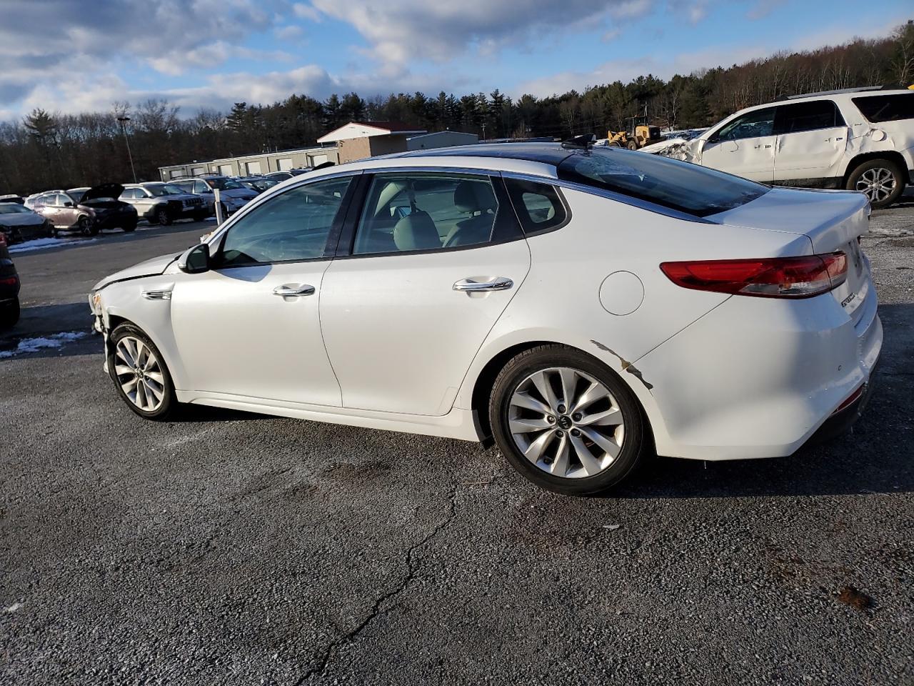 2016 KIA OPTIMA EX - Image 2