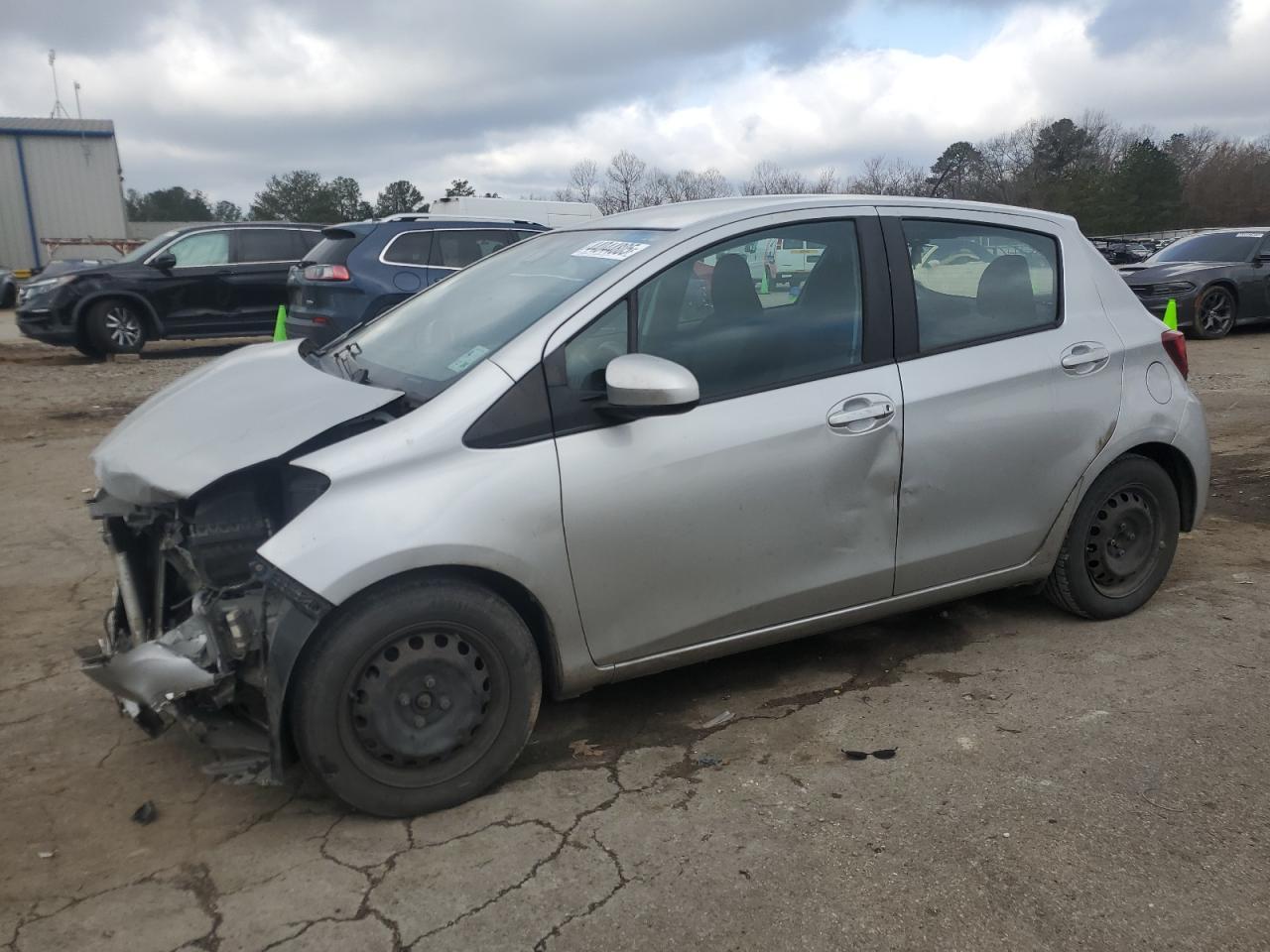 2017 TOYOTA YARIS L