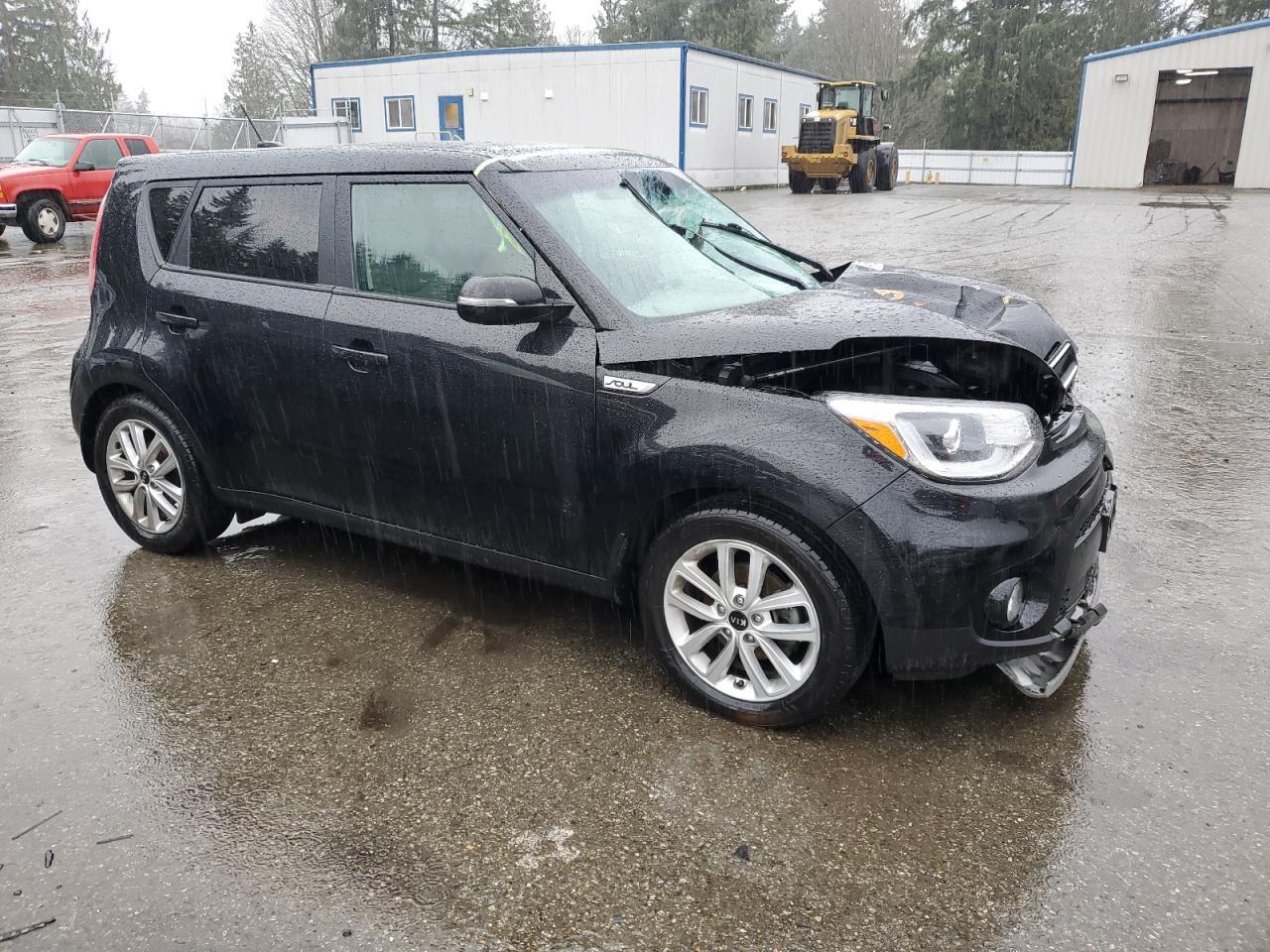 2019 KIA SOUL + - Image 4