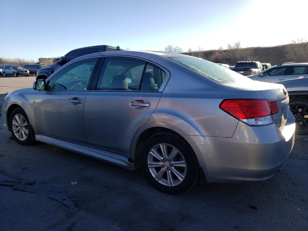 2012 SUBARU LEGACY 2.5 - Image 2
