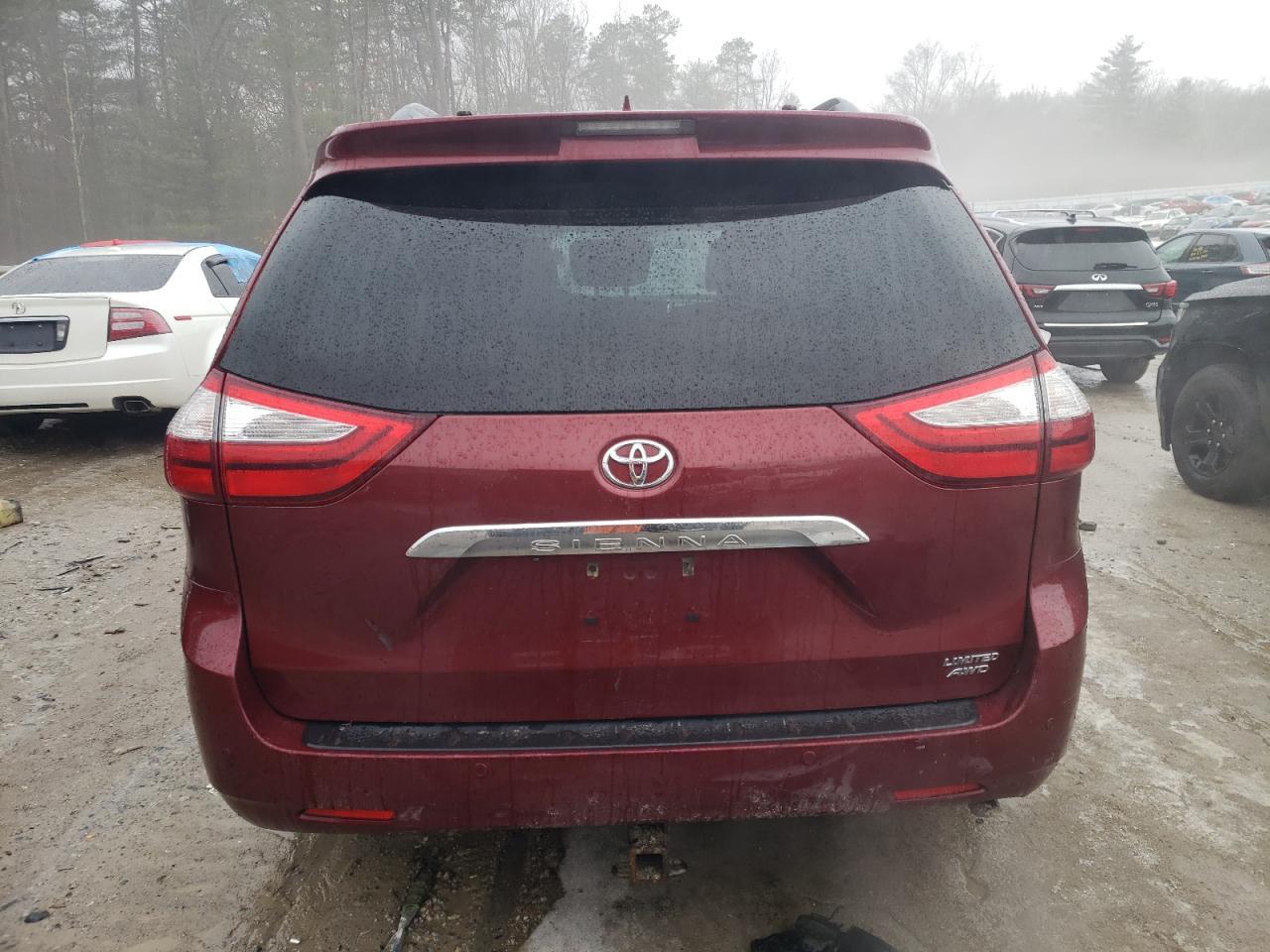 2015 TOYOTA SIENNA XLE - Фото 6