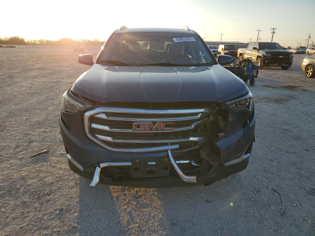 2021 GMC TERRAIN SL - Image 5