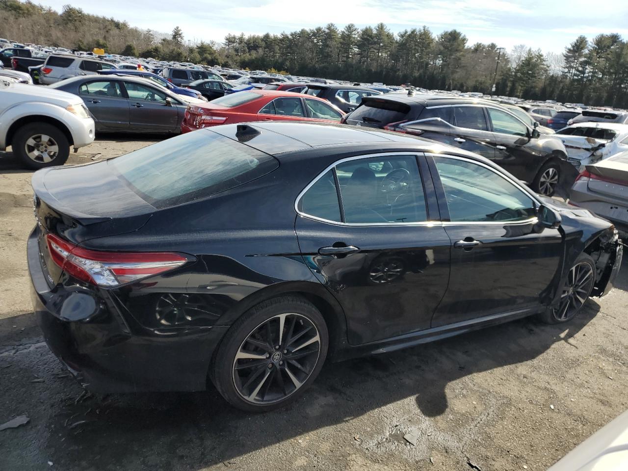2019 TOYOTA CAMRY XSE - Image 3