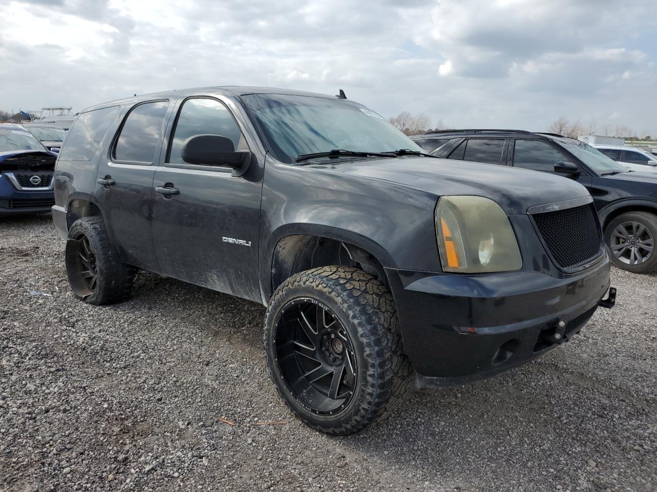 2012 GMC YUKON DENA - Image 4