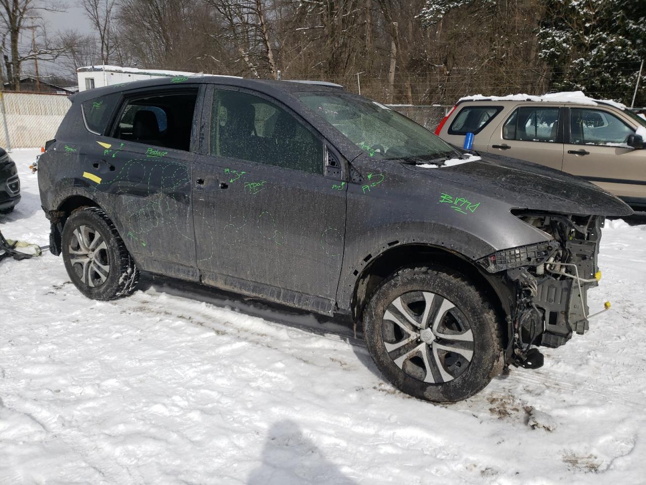 2017 TOYOTA RAV4 LE - Image 4
