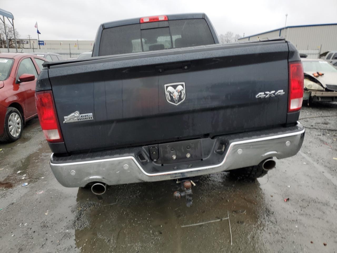 2017 RAM 1500 SLT - Image 6