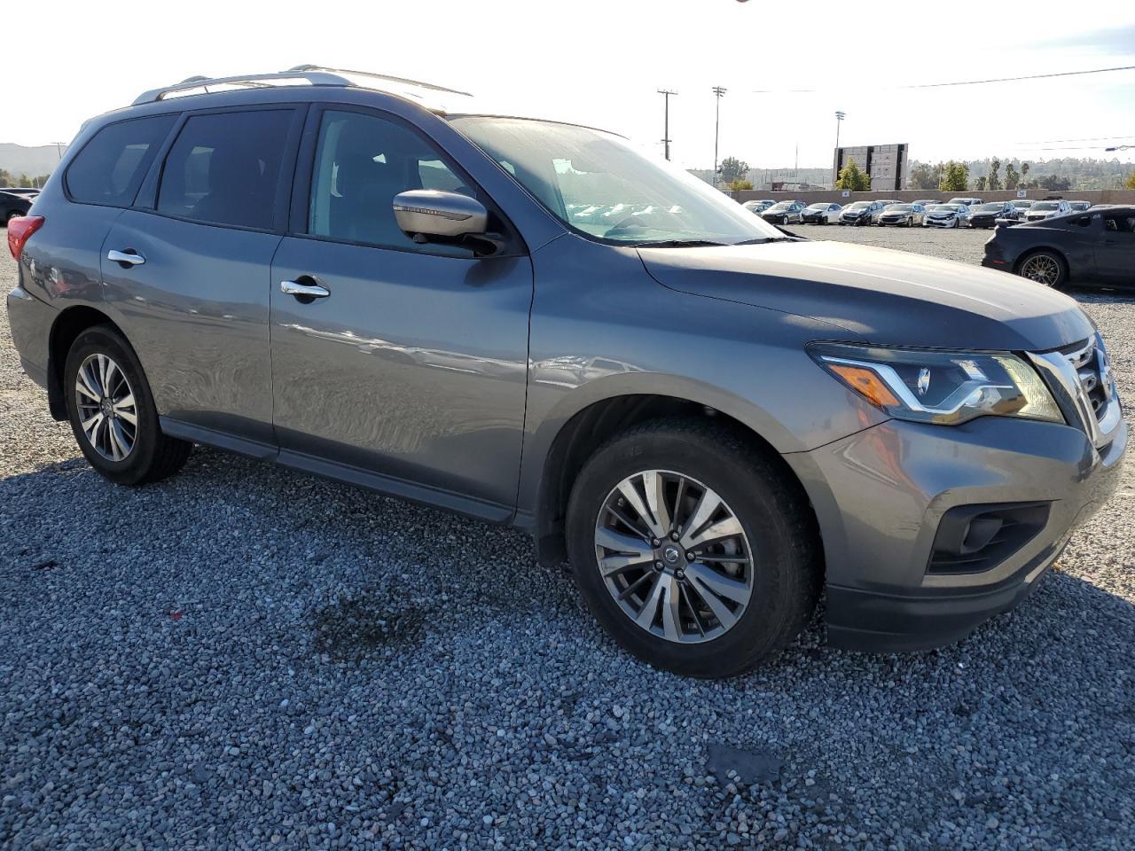 2017 NISSAN PATHFINDER - Image 4