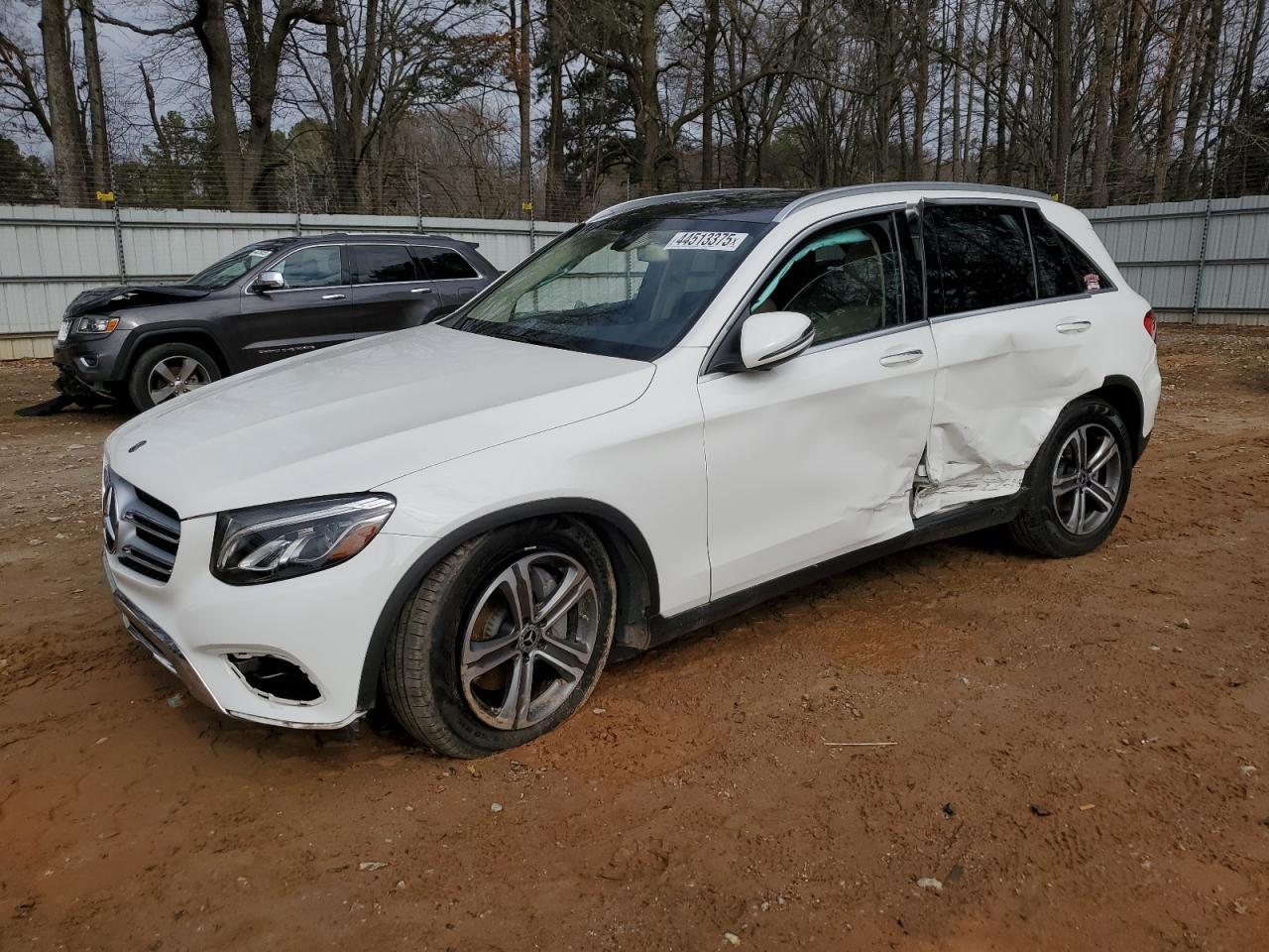 2019 MERCEDES-BENZ GLC 300 4M