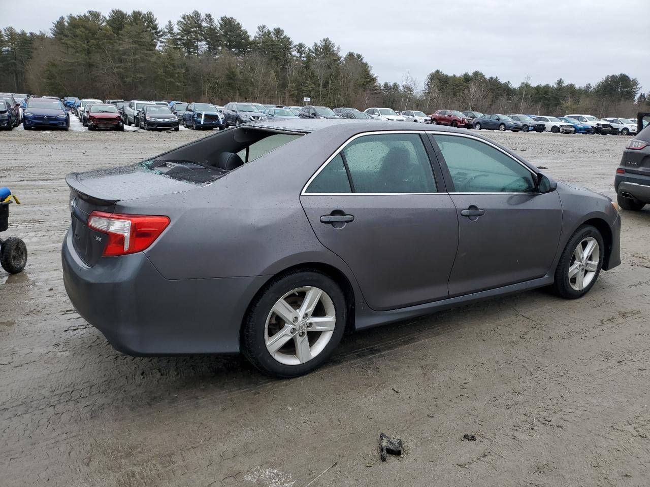 2013 TOYOTA CAMRY L - Image 3
