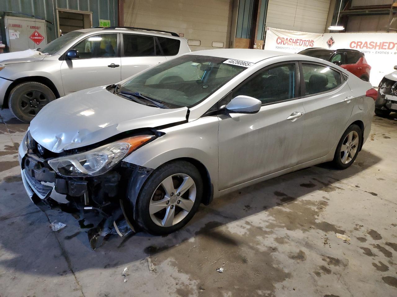 2013 HYUNDAI ELANTRA GL