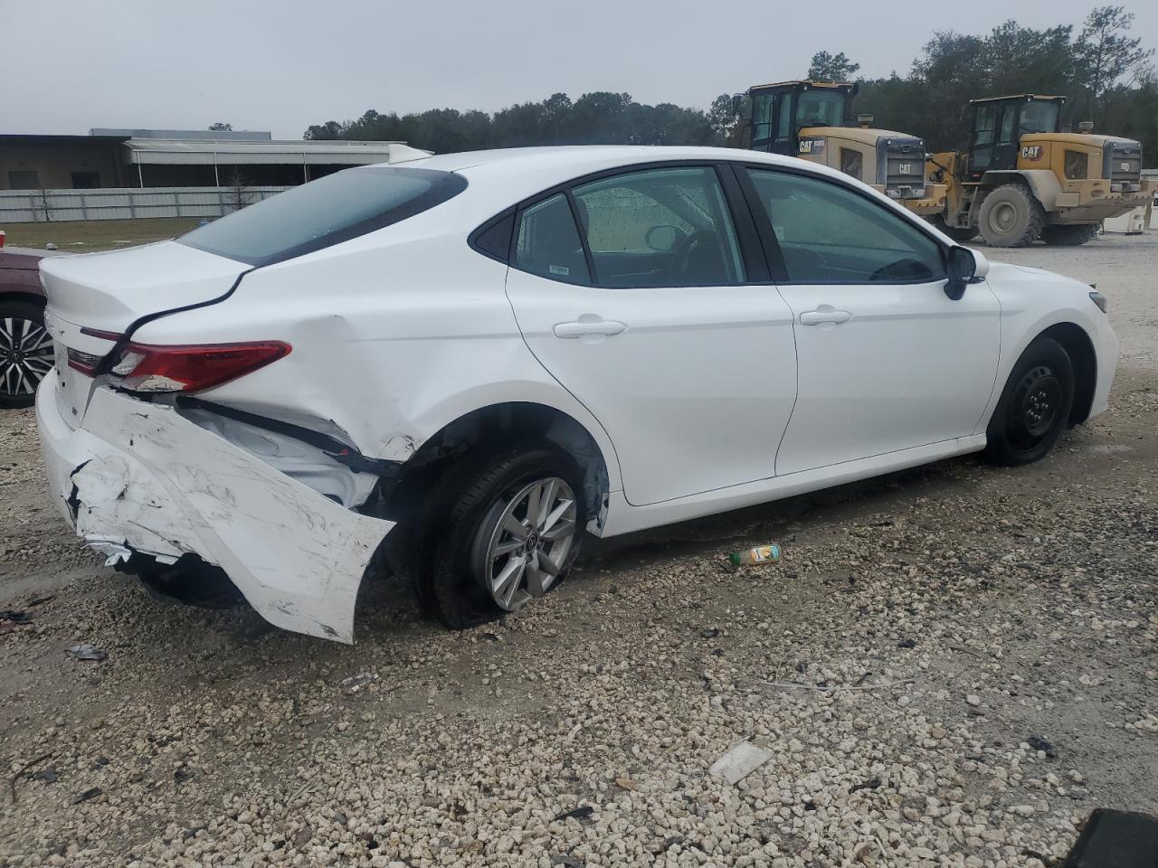 2025 TOYOTA CAMRY XSE - Фото 3