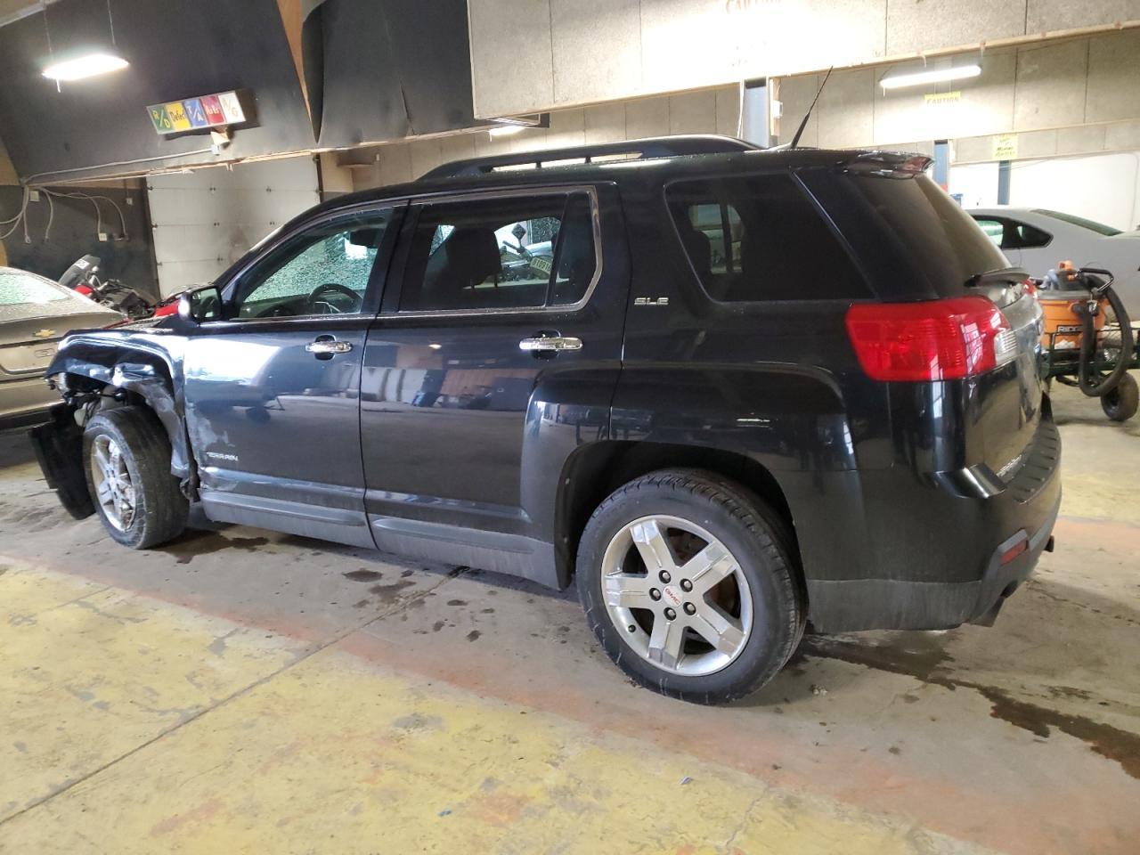 2012 GMC TERRAIN SL - Image 2
