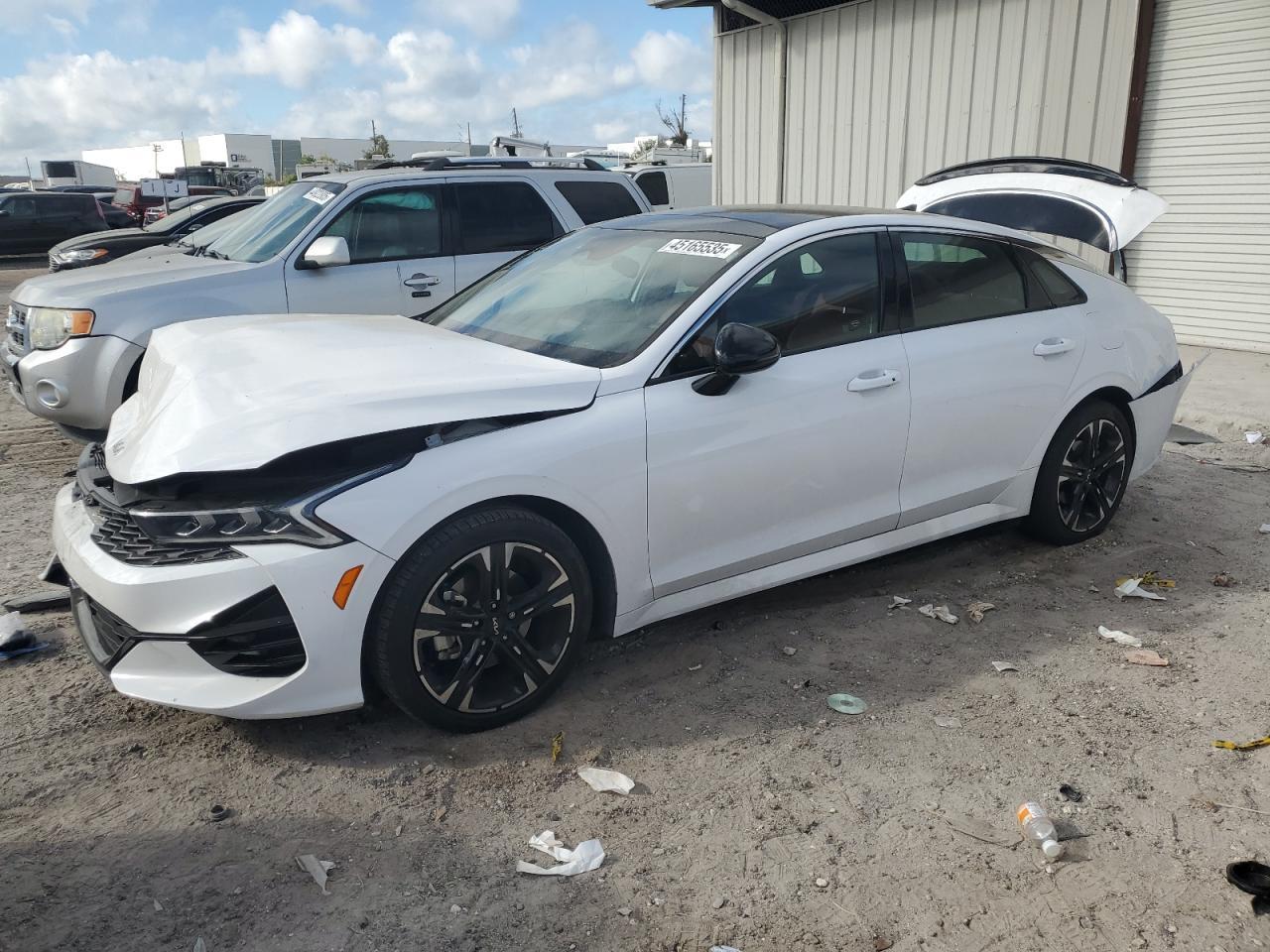 2023 KIA K5 GT LINE