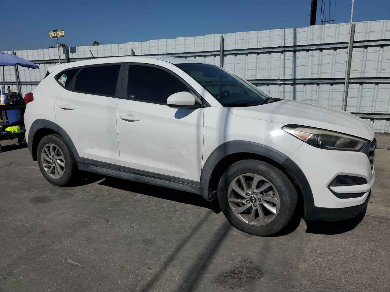 2016 HYUNDAI TUCSON SE - Фото 4