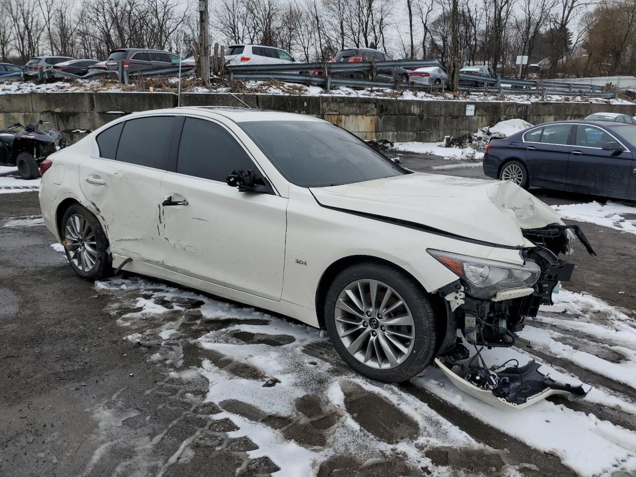 2019 INFINITI Q50 LUXE - Фото 4