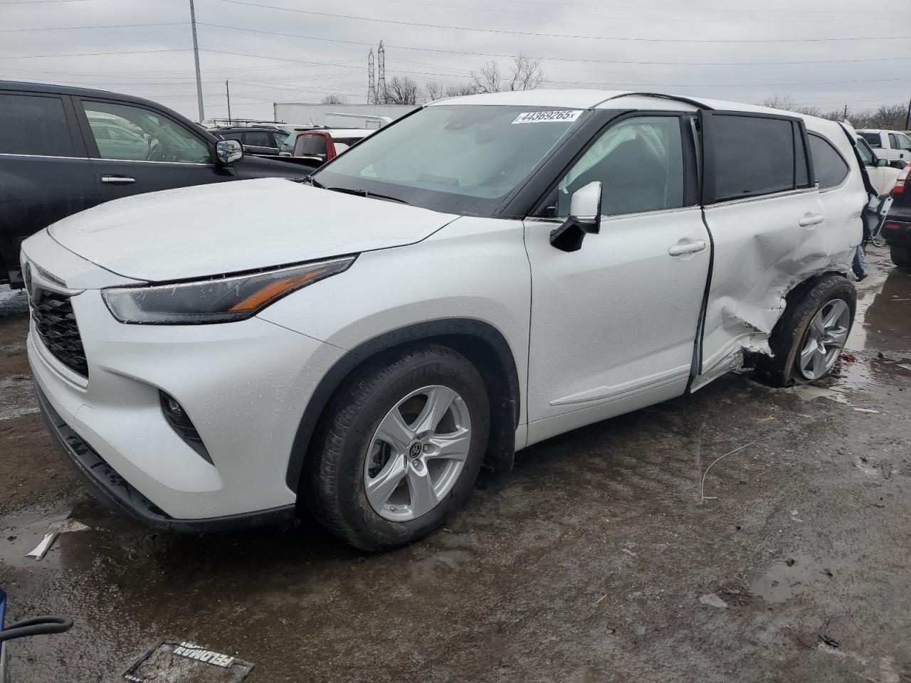 2024 TOYOTA HIGHLANDER