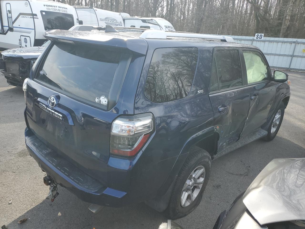 2018 TOYOTA 4RUNNER SR - Фото 3
