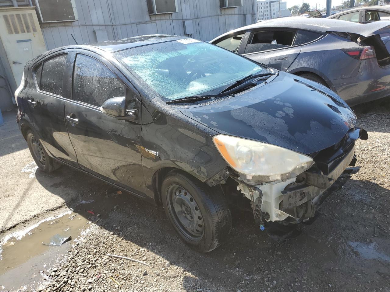 2013 TOYOTA PRIUS C - Image 4