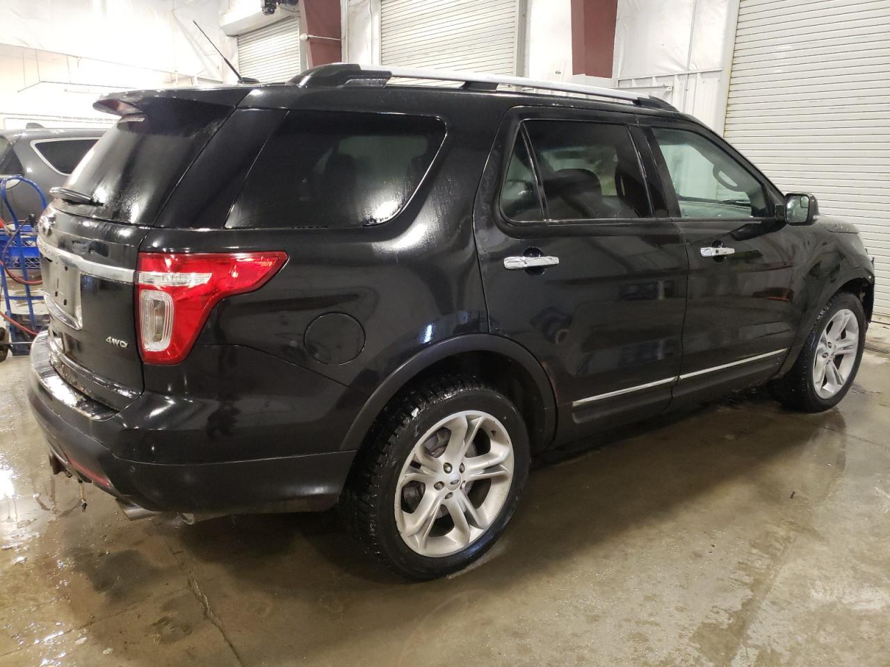 2013 FORD EXPLORER L - Image 3