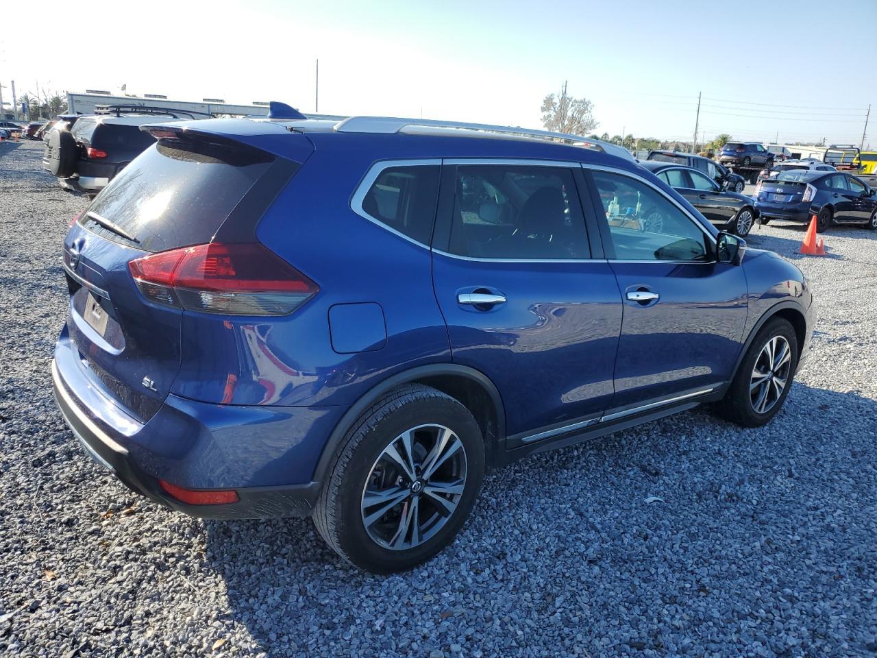 2018 NISSAN ROGUE S - Image 3