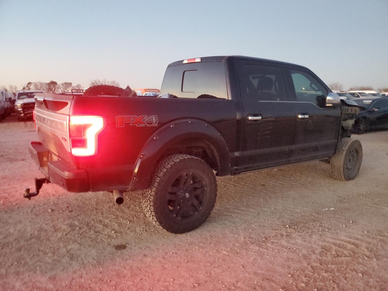 2017 FORD F150 SUPER - Фото 3