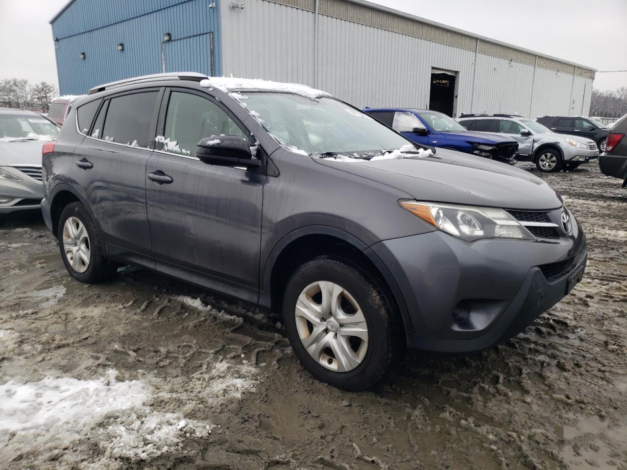 2014 TOYOTA RAV4 LE - Image 4