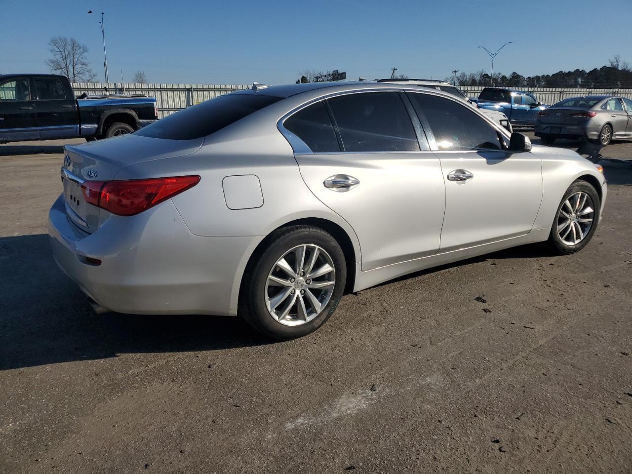 2016 INFINITI Q50 BASE - Фото 3