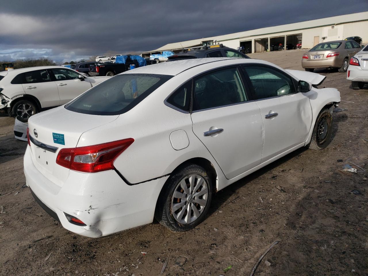 2018 NISSAN SENTRA S - Фото 3