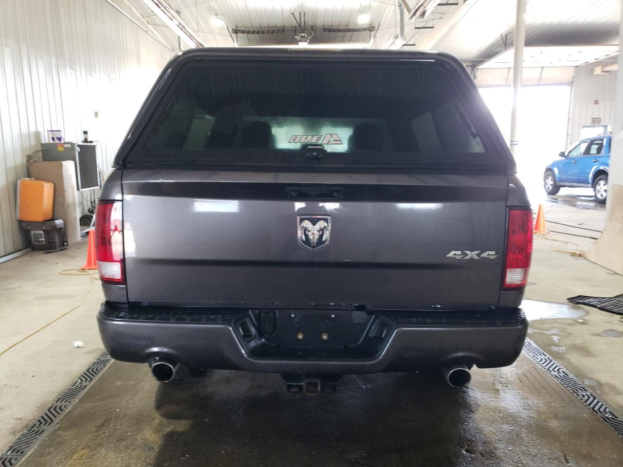 2017 RAM 1500 ST - Image 6