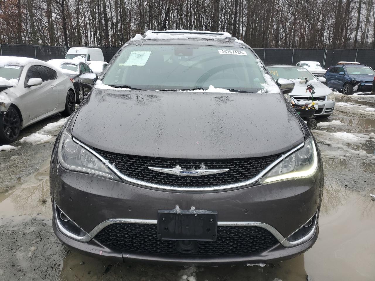 2017 CHRYSLER PACIFICA L - Image 5