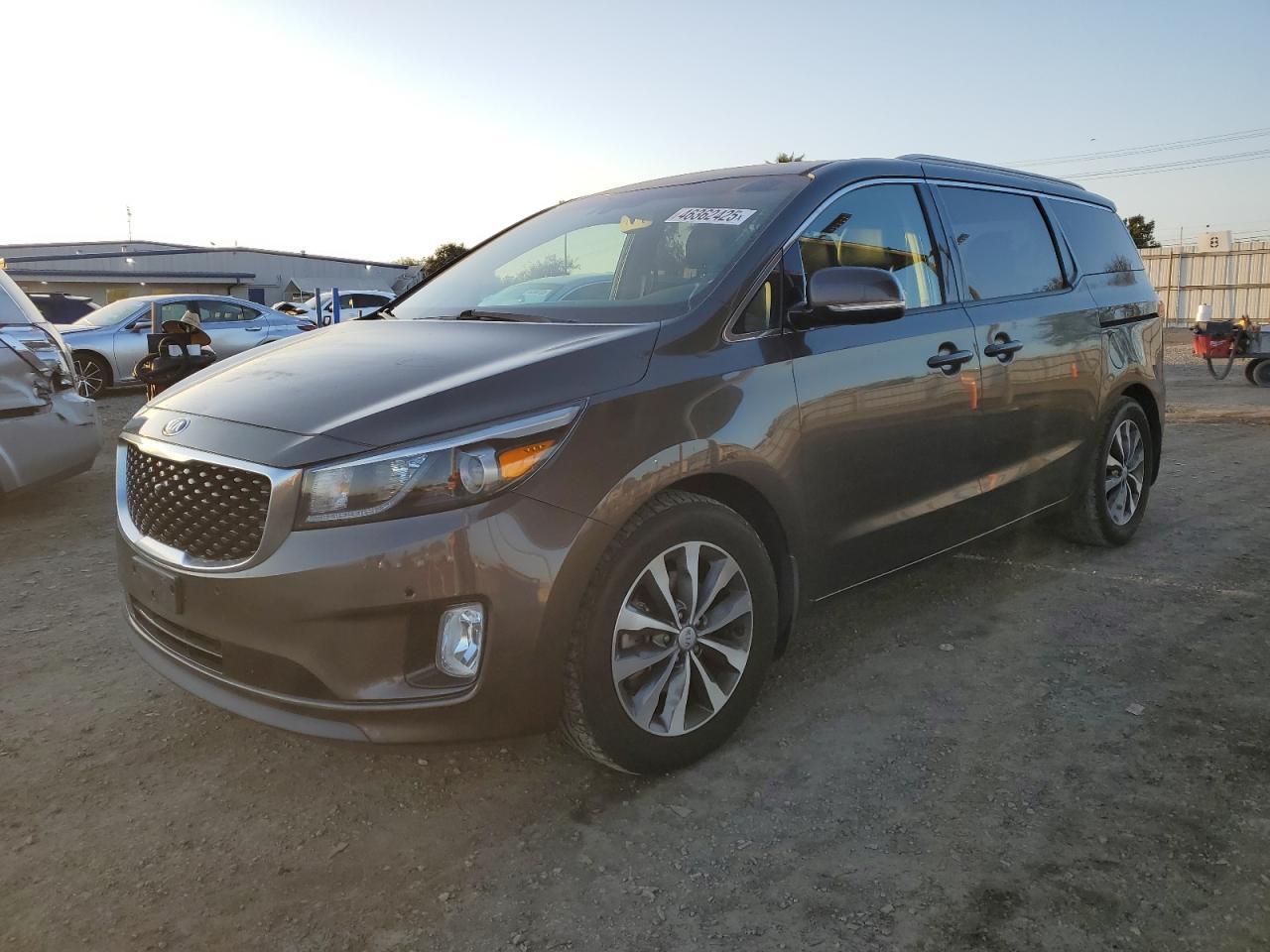 2016 KIA SEDONA EX car image