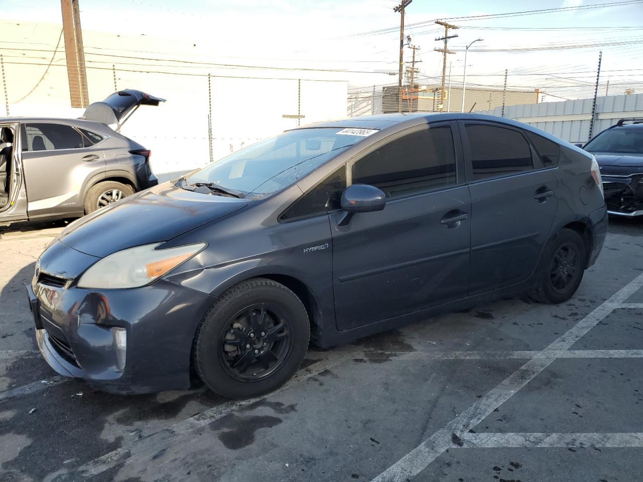 2013 TOYOTA PRIUS