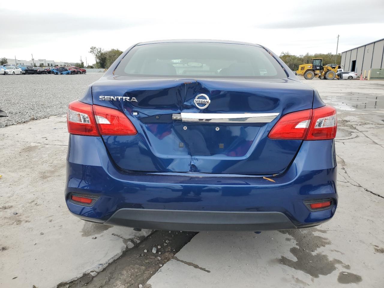2017 NISSAN SENTRA S - Фото 6