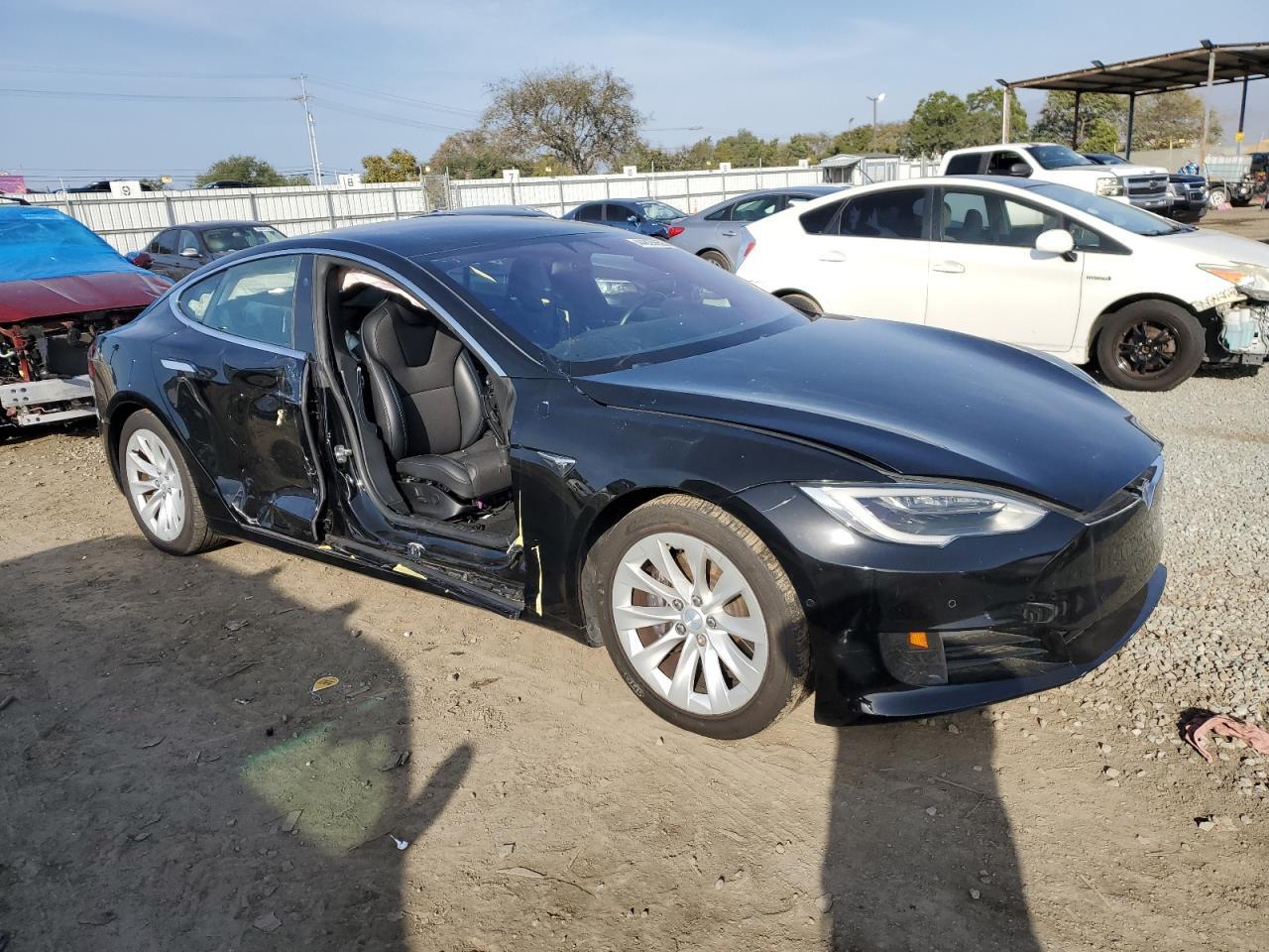 2017 TESLA MODEL S - Фото 4