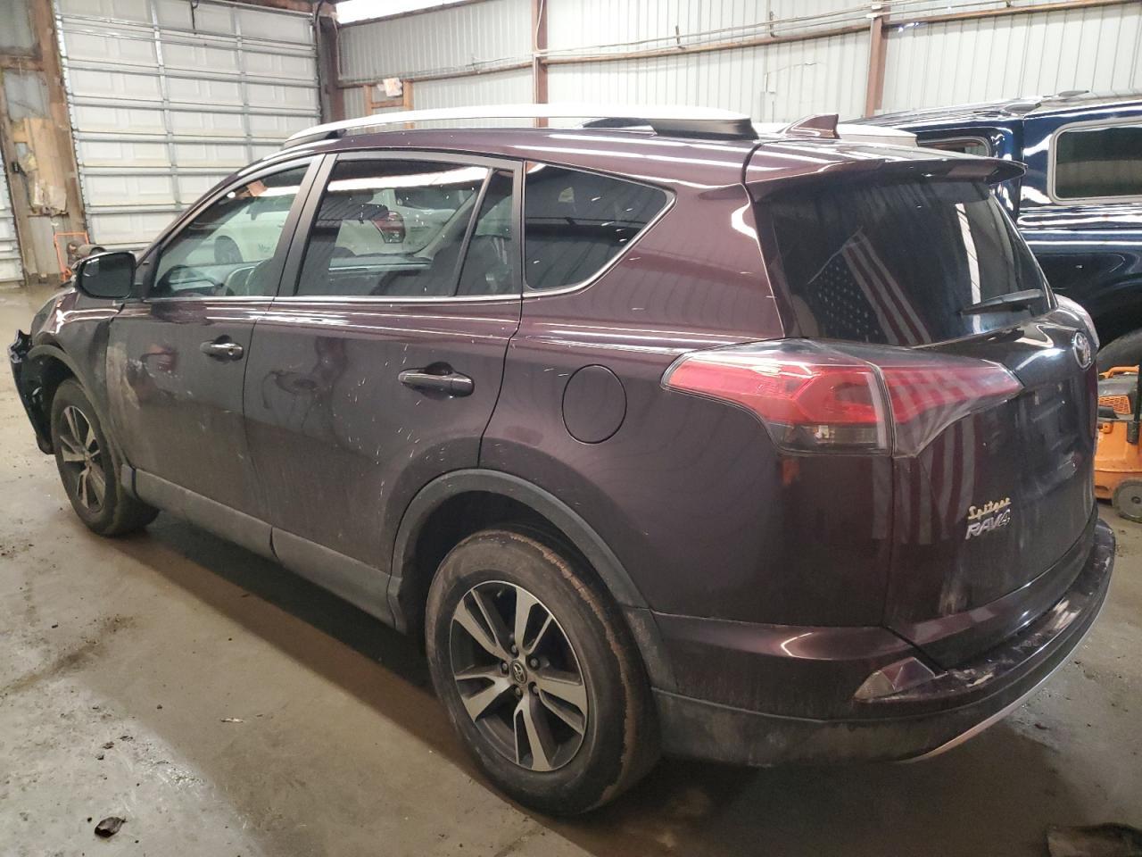 2016 TOYOTA RAV4 XLE - Image 2