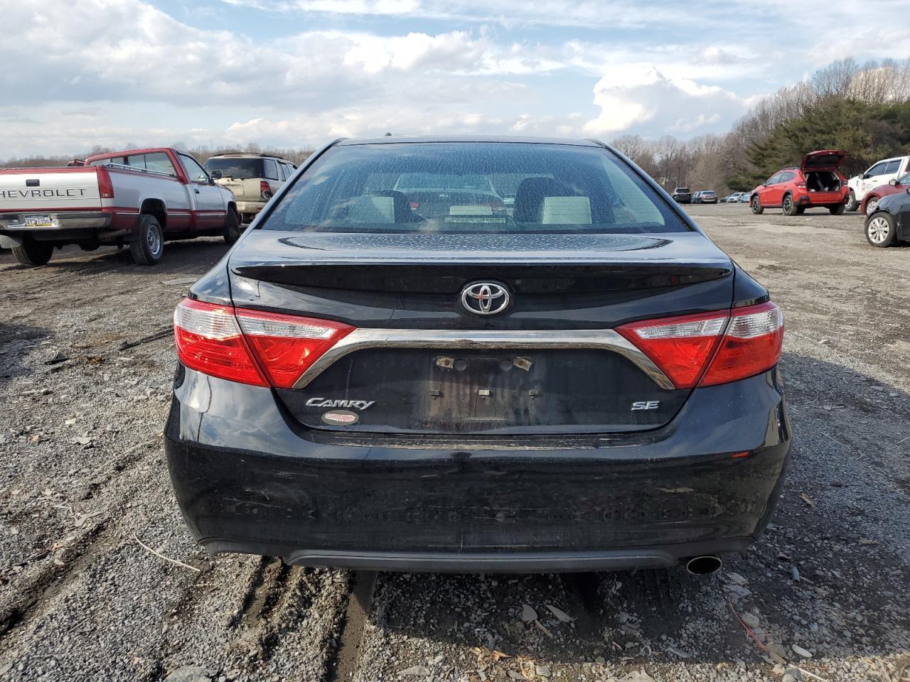 2017 TOYOTA CAMRY LE - Фото 6