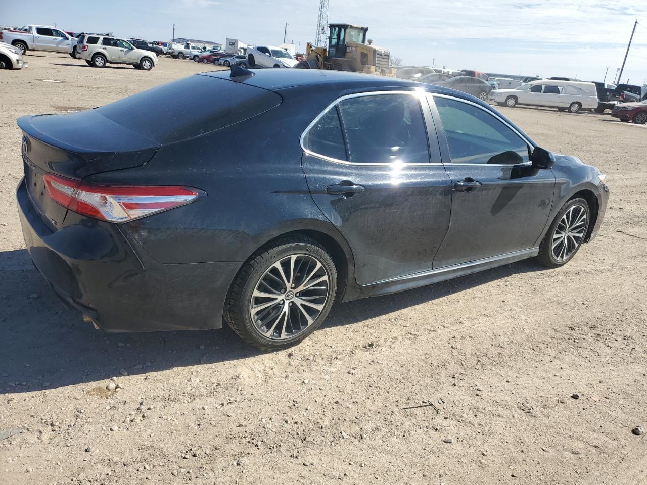 2019 TOYOTA CAMRY L - Image 3