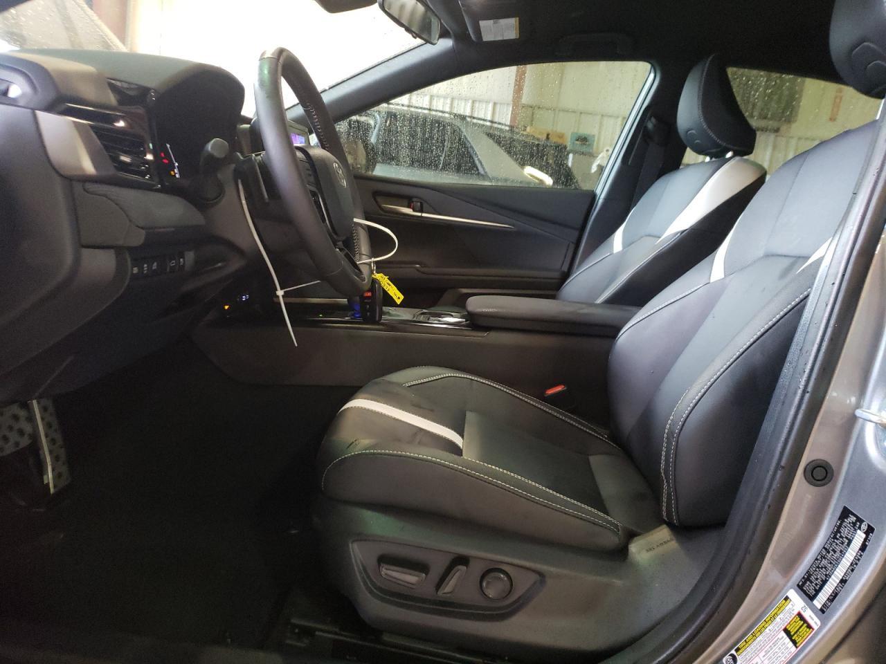 2025 TOYOTA CAMRY XSE - Image 7