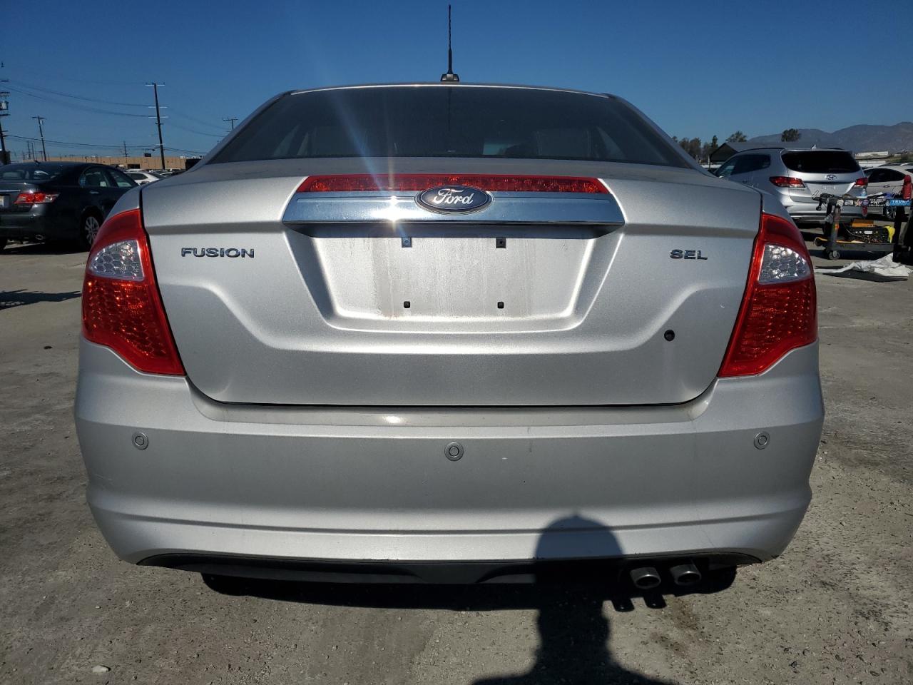 2011 FORD FUSION SEL - Image 6